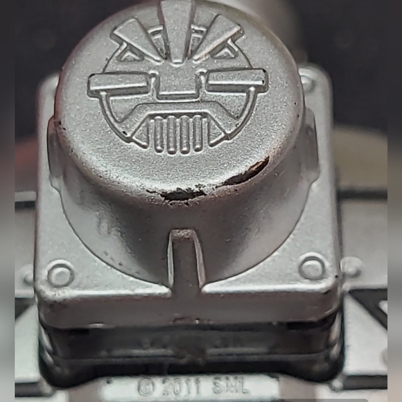 2011 SPINMASTER REDAKAI SILVER METANOID ACTION FIGURE - 4" - Picture 16 of 16